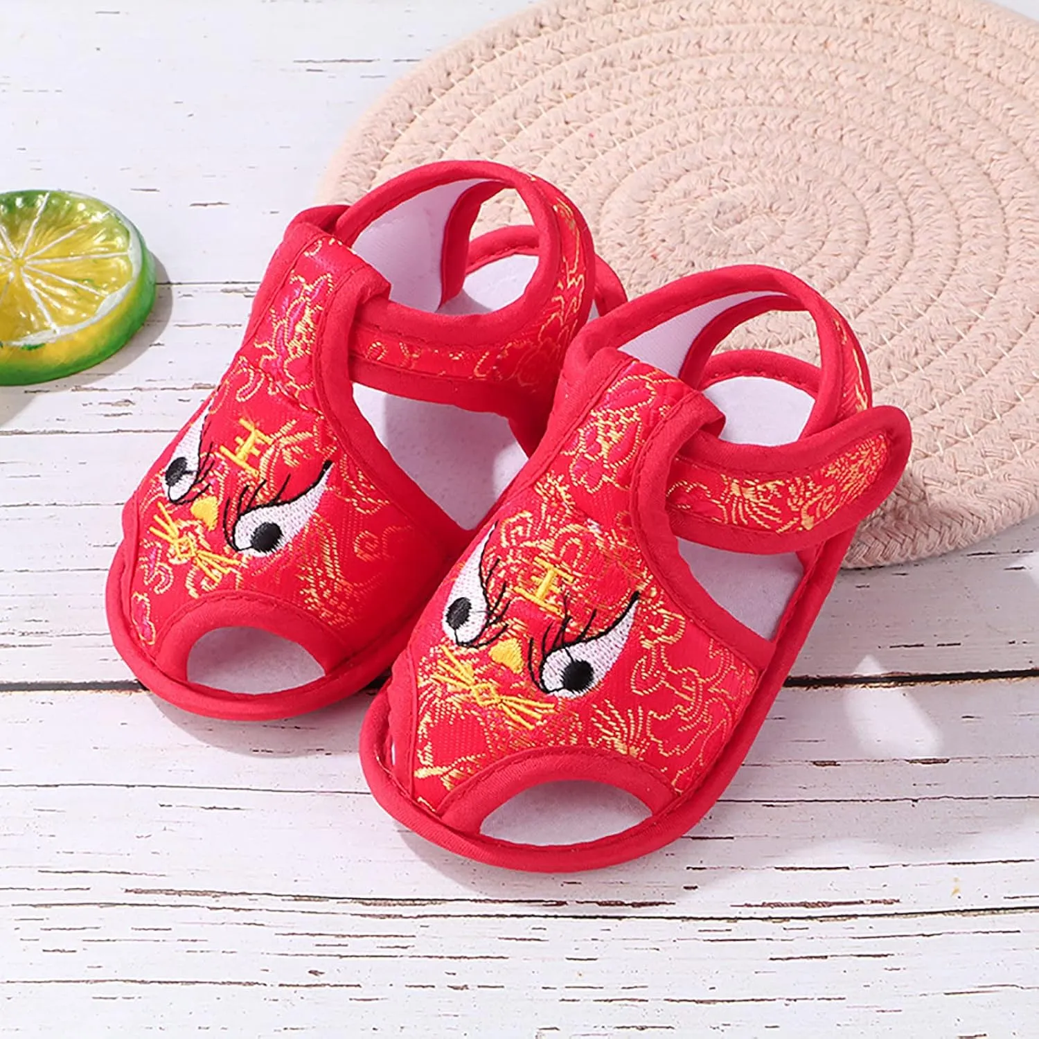Baby Squeaky Sandals Anti-Slip Rubber Sole Infant Boys Girls First Walkers Shoes Embroidered Tiger Closed Toe Shoes