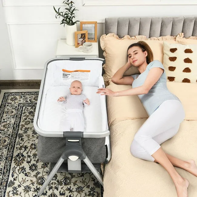 Bassinet Bedside Sleeper with Storage Basket & Wheels