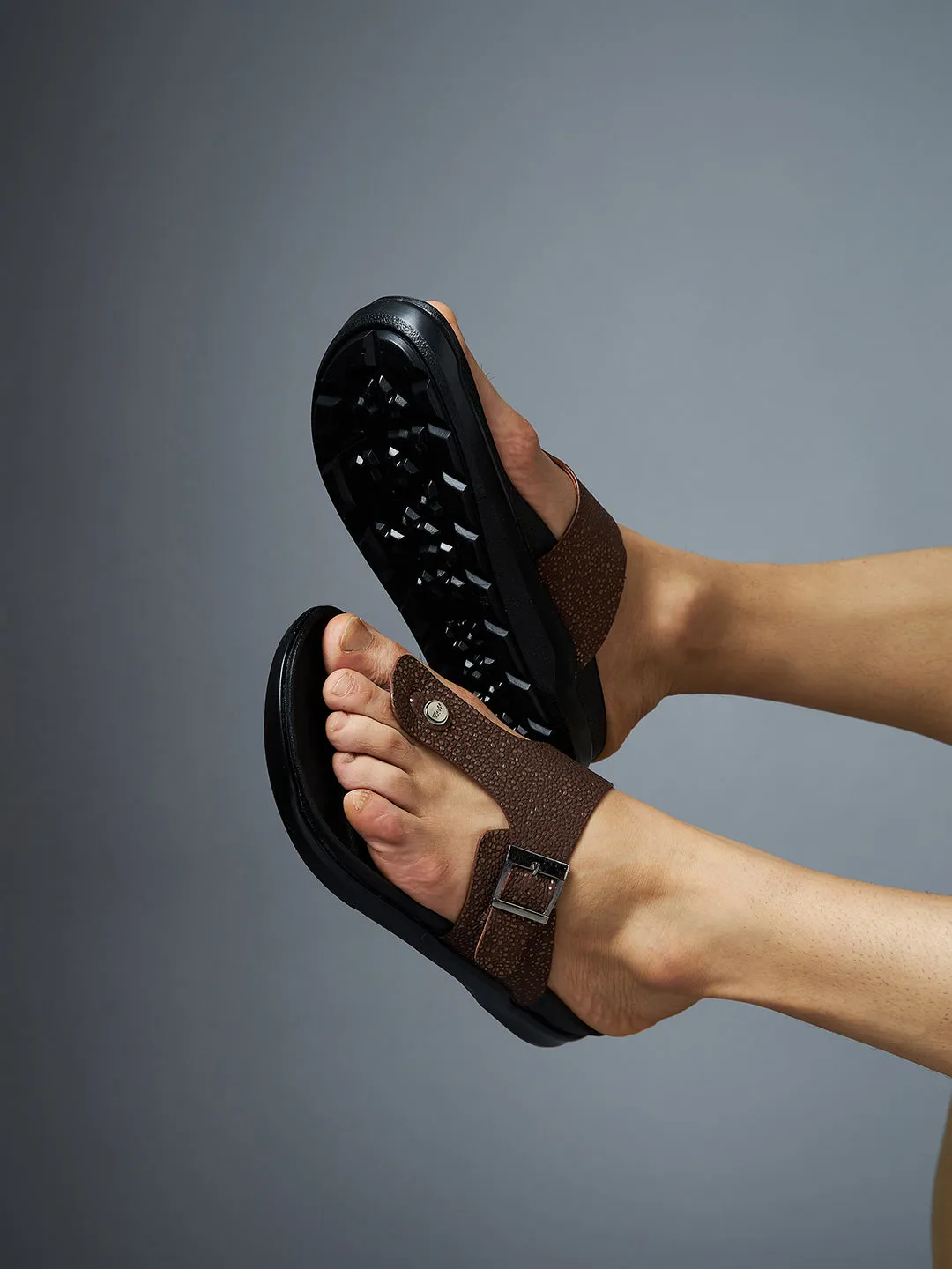 Hitz Men's Brown Leather Open Toe Slippers