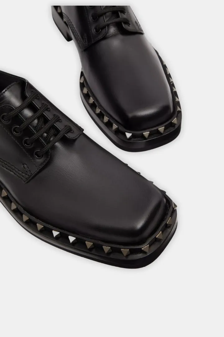 Low Black Lace-Up With Studs