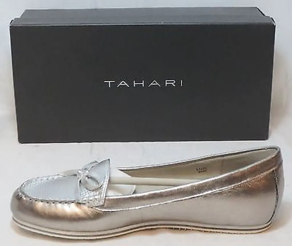 TAHARI Women's Sadie Boat Shoe - Silver Leather - Sz 6.5M - MSRP $98