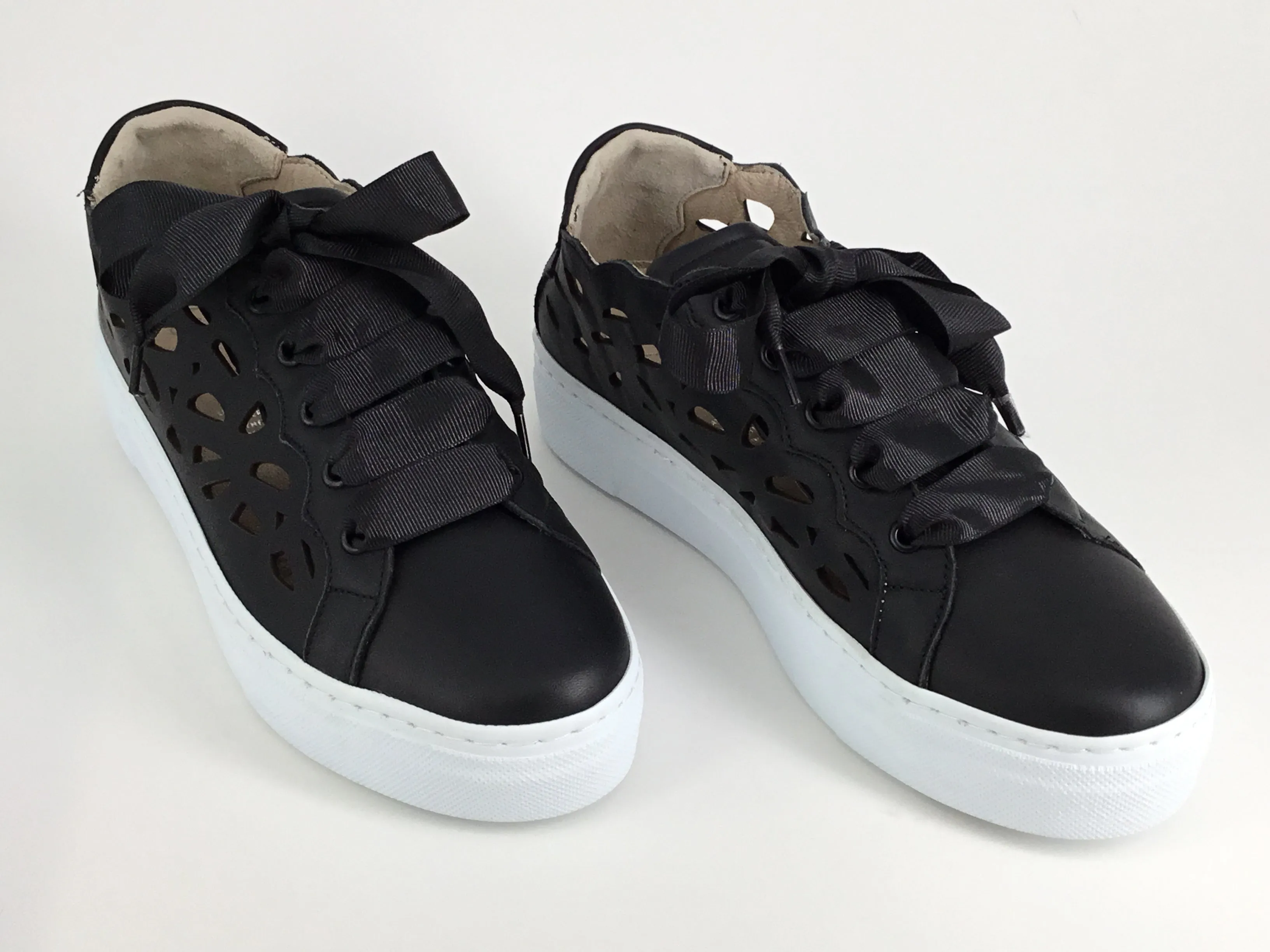 Wave Beau available in 3 colours