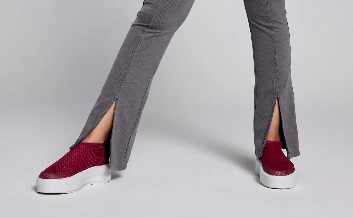 Stylish Womens Omega Chukka Shoes in Rosebud Color for Ultimate Comfort and Fashion